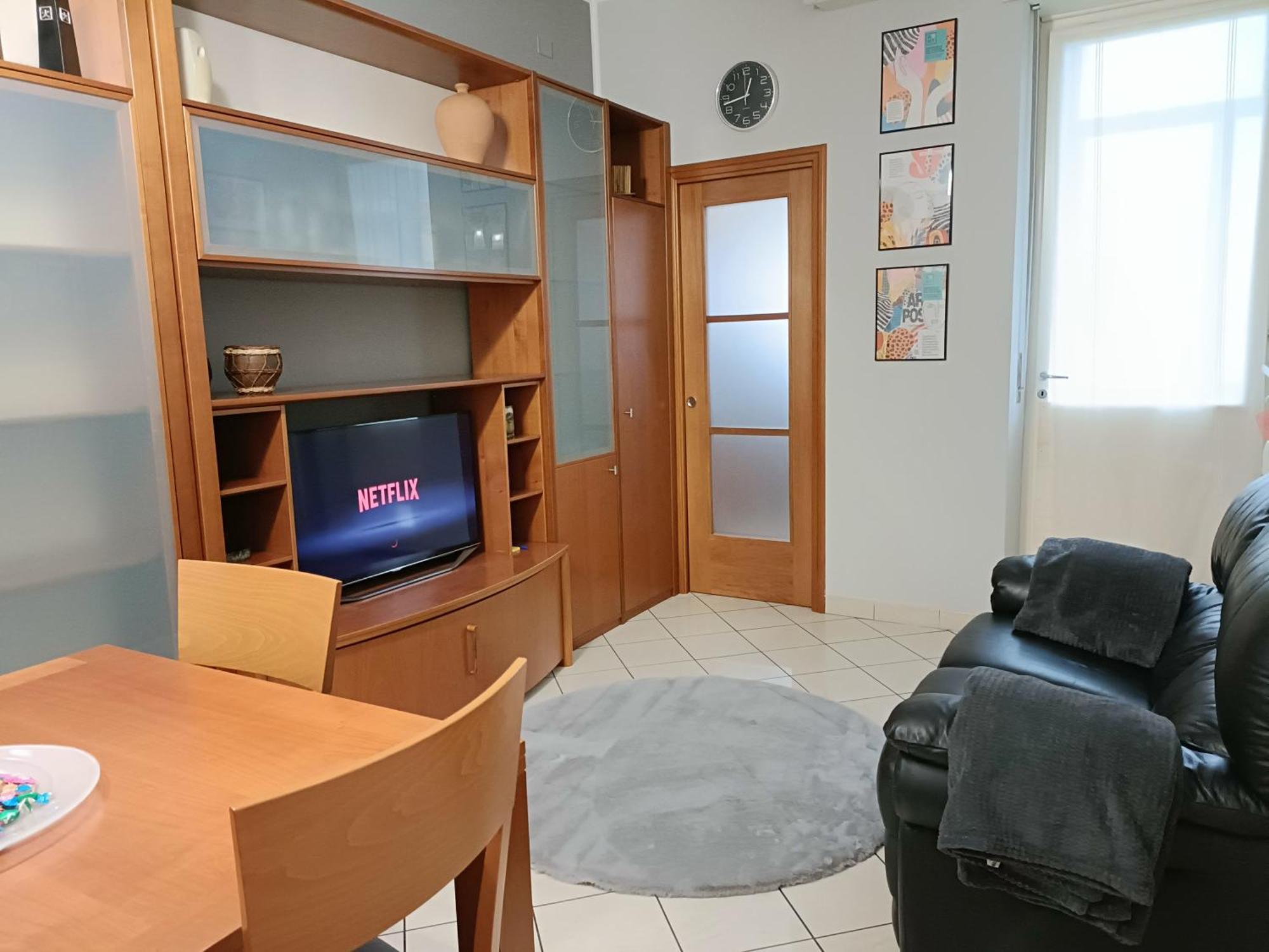 Lello's House Apartment *